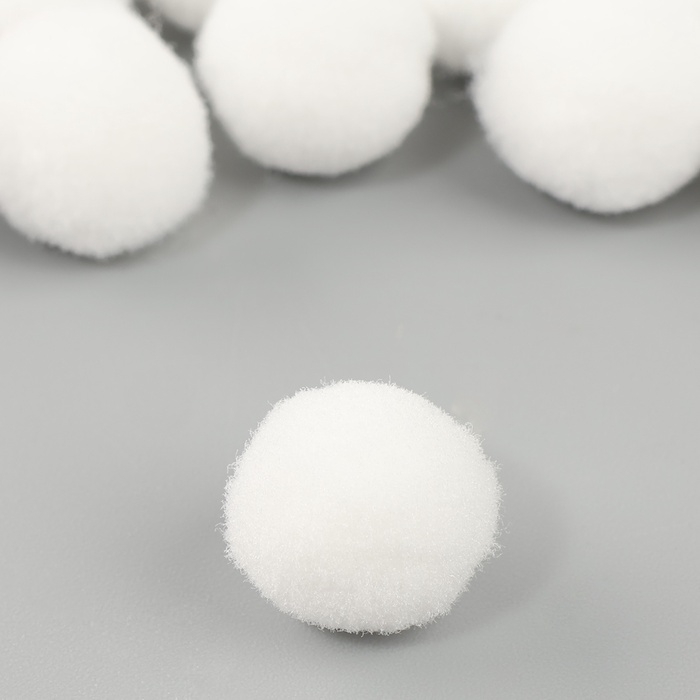 Текстильные детали для декора «Бомбошки», набор 50 шт., размер 1 шт. — 1,5 см, цвет белый Текстильные детали для декора «Бомбошки», набор 50 шт., размер 1 шт. — 1,5 см, цвет белый