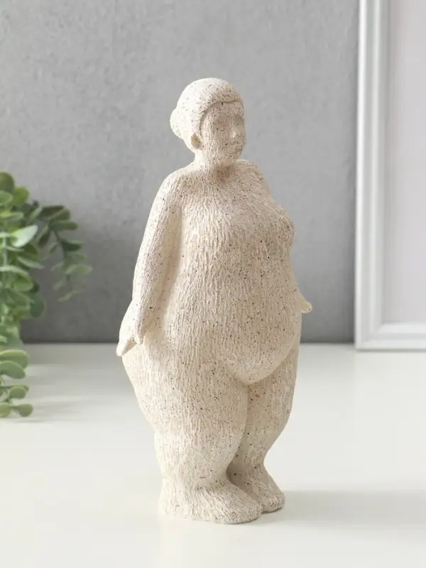 Сувенир полистоун "Милая пышечка" белый песок 9х15,5х25,5 см