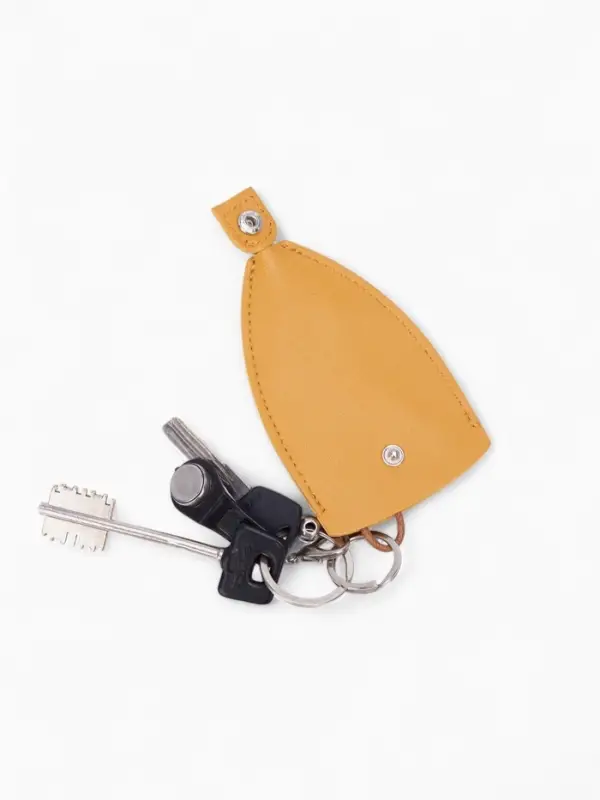 Ключница карманная с кольцом, размер 11.5&times;7.5&times;0.3 см, жёлтая