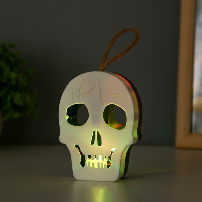 Ночник  Ночник "Череп" LED 1Вт RGB от батареек LR1130  бело-черный 9,5х4х5см RISALUX