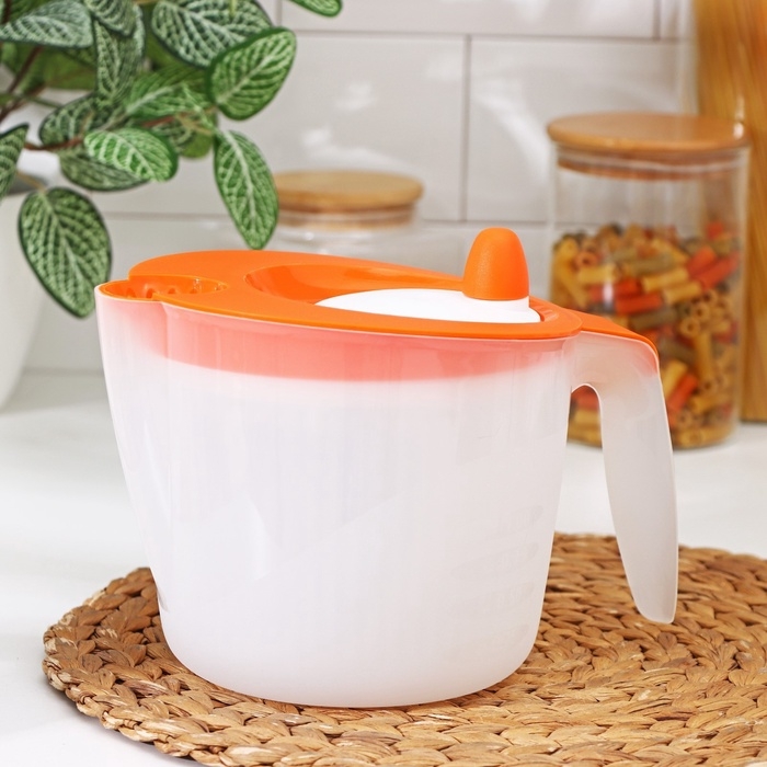 Сушилка для зелени с мерным кувшином, цвет МИКС Сушилка для зелени с мерным кувшином, цвет МИКС