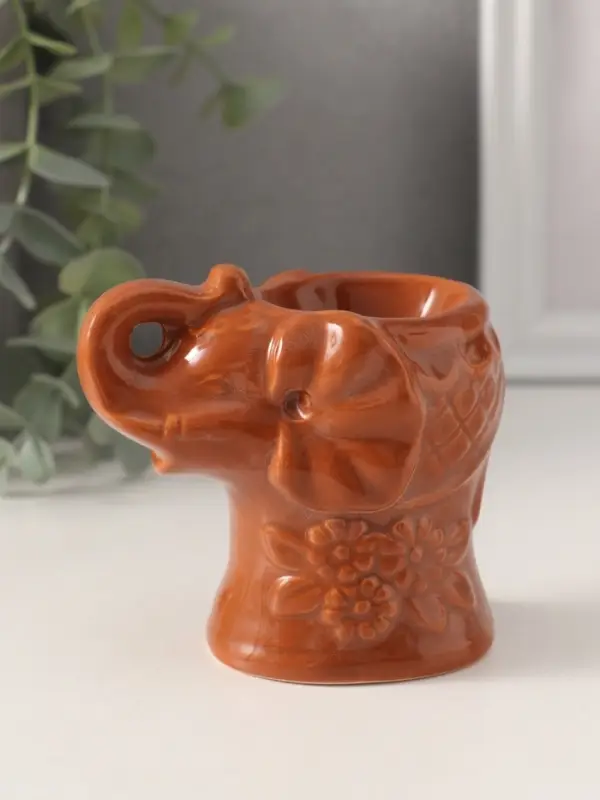 Аромалампа для эфирных масел &laquo;Слоник в цветах&raquo;, керамика, 8.5&times;5.8&times;7.4 см, МИКС