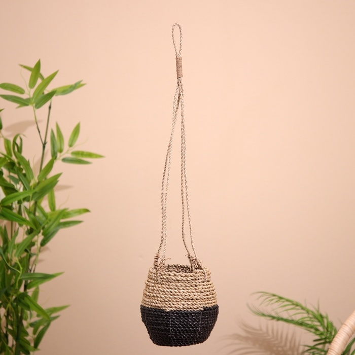 Кашпо плетёное, подвесное 15х15х60 см Кашпо плетёное, подвесное 15х15х60 см