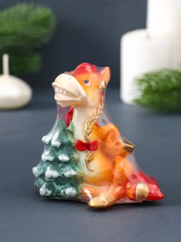 Свеча фигурная "Лошадка с ёлочкой" 8х5,5х8,5 см, цв. золотой