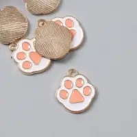 Металлический элемент, декоративная подвеска «Арт Узор. Кошачья лапка», эмаль, бело-розовый, 1.7×1.5 см Металлический элемент, декоративная подвеска «Арт Узор. Кошачья лапка», эмаль, бело-розовый, 1.7×1.5 см