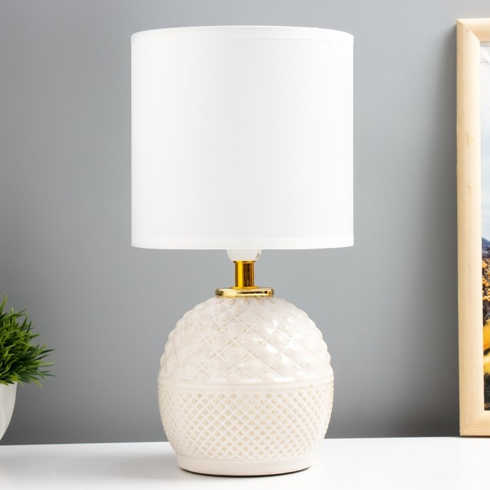 Настольная лампа Настольная лампа "Антеро" E14 40Вт бежевый 15х15х29 см RISALUX