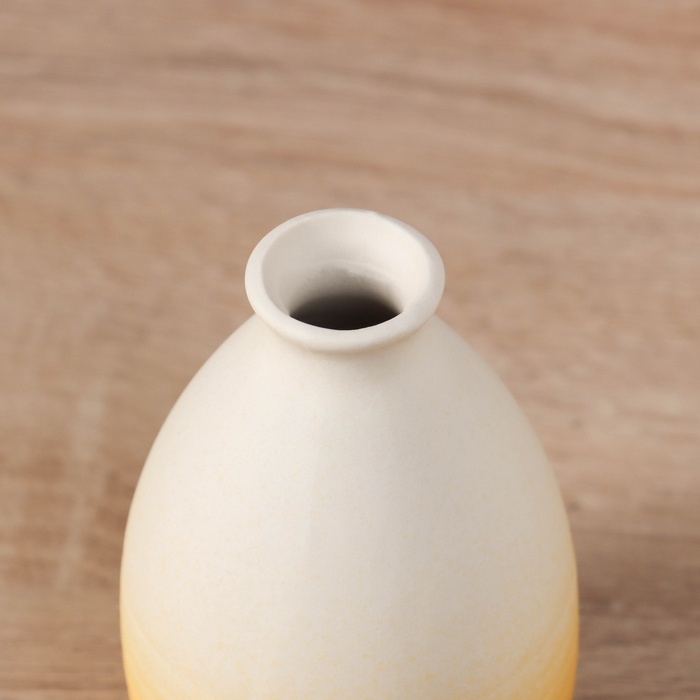 Ваза керамика настольная Ваза керамика настольная "Хайди" полосы, 10,5х6,5 см, бело-жёлтый