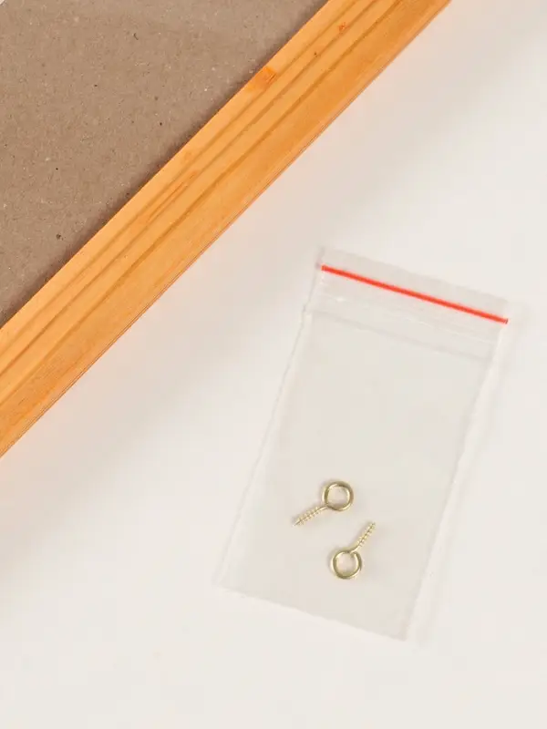 Фоторамка дерево 40х50 см, сосна №2 (пластиковый экран) Фоторамка дерево 40х50 см, сосна №2 (пластиковый экран)