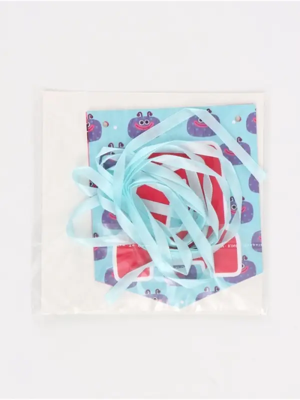 Гирлянда на ленте &laquo;С Днем Рождения&raquo;, Ум и Хрум