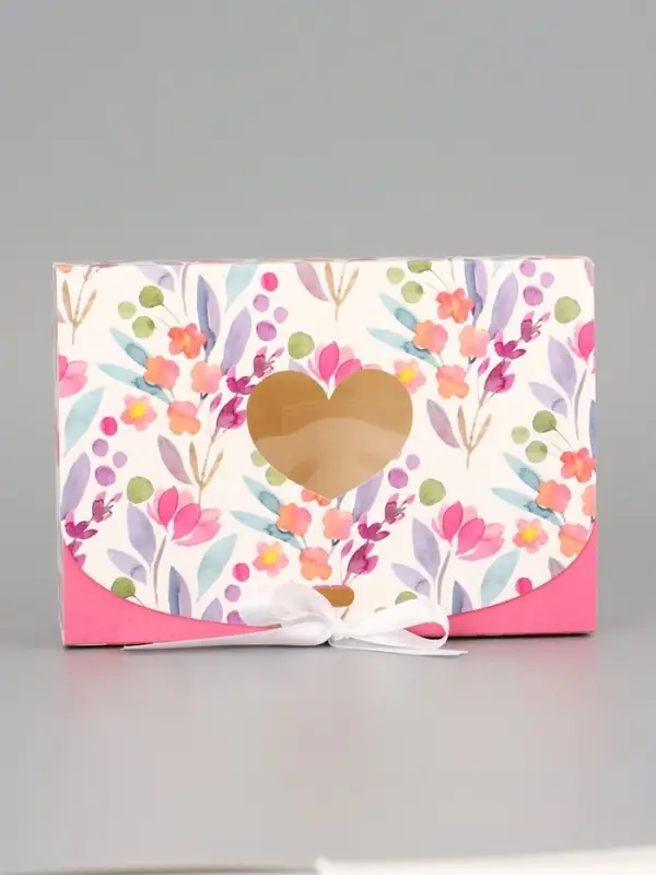 Подарочная коробка сборная с окном «Розовые цветы», 16.5×11, 5×5 см