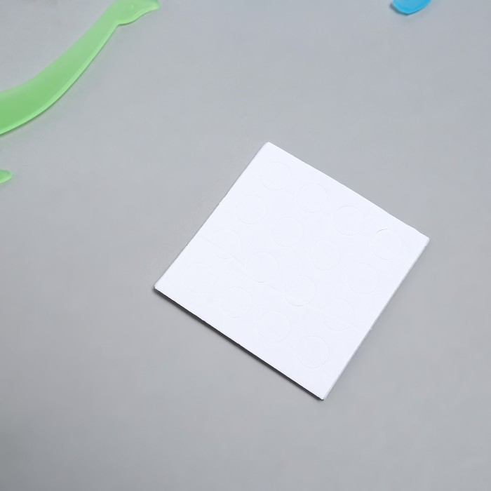 Наклейка фосфорная "Динозавры" с клеевыми подушечками набор 8 шт МИКС 19х13 см