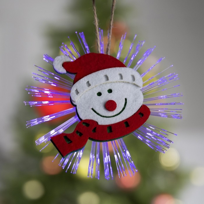 Световая подвеска «Снеговик» 10 см, батарейки LR44х3 (в комплекте), свечение мульти Световая подвеска «Снеговик» 10 см, батарейки LR44х3 (в комплекте), свечение мульти