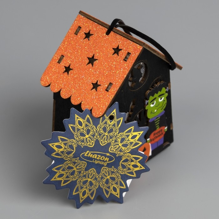 Светодиодная подвеска «Дом Франкенштейна» 7 × 9.5 × 6 см, пластик, батарейки LR1130х3 (в комплекте), свечение тёплое белое Светодиодная подвеска «Дом Франкенштейна» 7 × 9.5 × 6 см, пластик, батарейки LR1130х3 (в комплекте), свечение тёплое белое