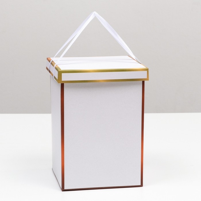 Коробка складная, золотая, 17 х 25 см Коробка складная, золотая, 17 х 25 см