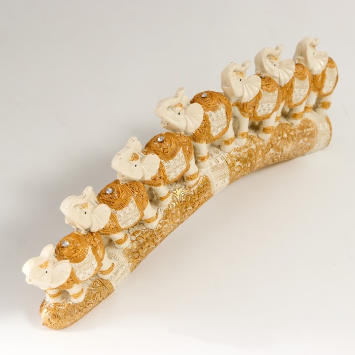 Сувенир полистоун Сувенир полистоун "Семь белых слонов в золотых попонах на резном бивне" 11х3,5х28,5 см