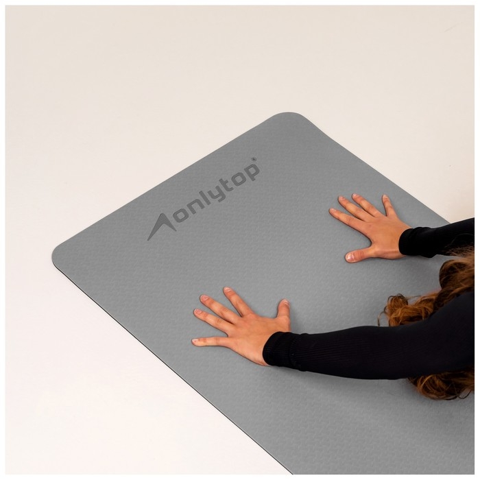 Коврик для фитнеса и йоги ONLYTOP, 183х61х0,6 см, цвет серый/чёрный Коврик для фитнеса и йоги ONLYTOP, 183х61х0,6 см, цвет серый/чёрный