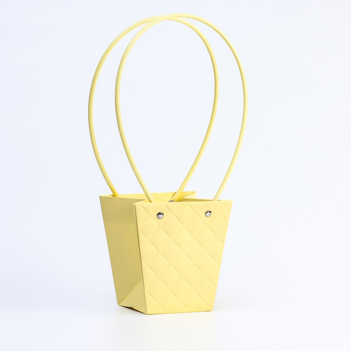 Сумка для цветов тиснение шампань влагостойкая, 12x12-8x8-12.5 см Сумка для цветов тиснение шампань влагостойкая, 12x12-8x8-12.5 см