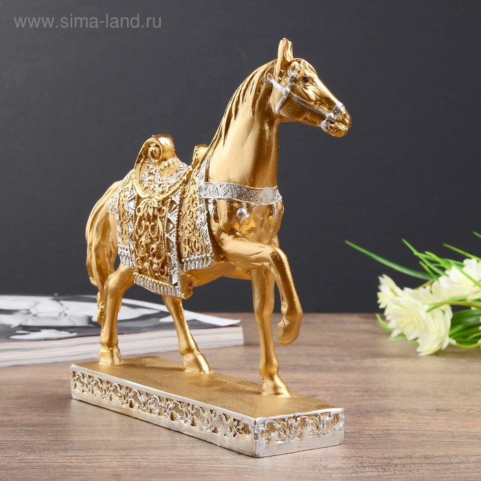 Сувенир полистоун Сувенир полистоун "Золотой конь - аллюр" 17,5х19,5х5,4 см