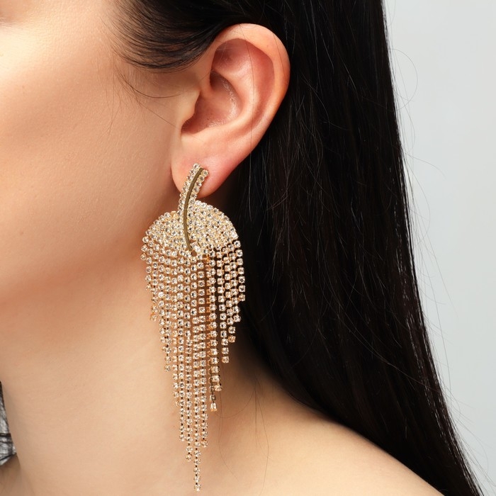 Серьги висячие со стразами «Грация» лесенка, цвет белый в золоте, 11 см Серьги висячие со стразами «Грация» лесенка, цвет белый в золоте, 11 см