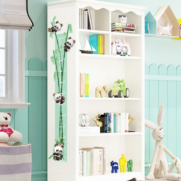 Наклейка пластик интерьерная цветная ростомер  Наклейка пластик интерьерная цветная ростомер "Панды на бамбуке" 50x70 см