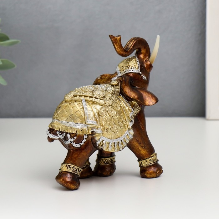 Сувенир полистоун Сувенир полистоун "Карамельный слон в золотой попоне с киточками" МИКС 12,3х6х14 см