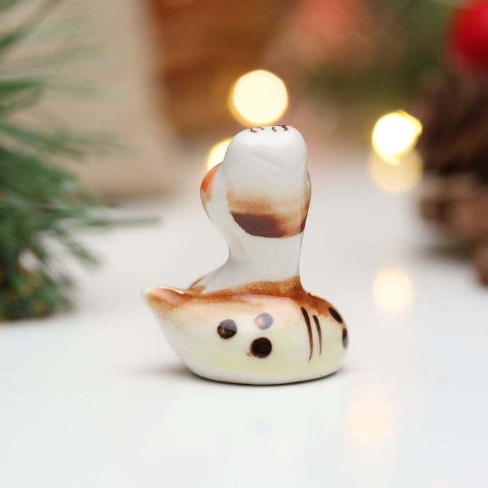 Новый год. Сувенир символ года Новый год. Сувенир символ года "Змея Пупс", гжель, цвет