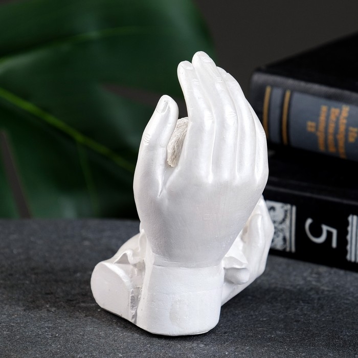 Фигура Фигура "Ангел на ручках сидит" перламутр, 10х6х4см