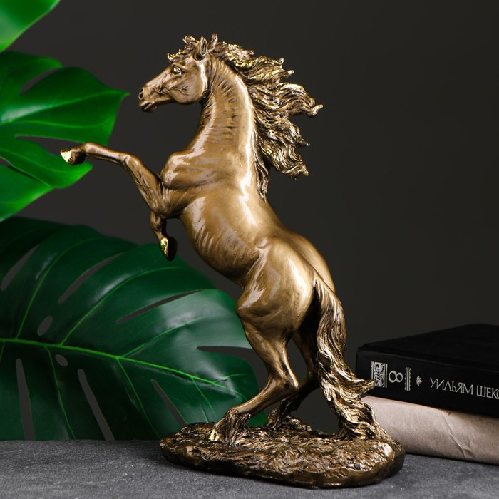 Фигура Фигура "Конь на дыбах" бронза, 27х10х32см