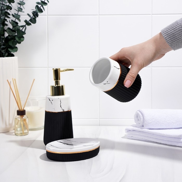 Набор аксессуаров для ванной комнаты SAVANNA Grace, 3 предмета (дозатор для мыла 290 мл, стакан, мыльница), цвет белый мрамор Набор аксессуаров для ванной комнаты SAVANNA Grace, 3 предмета (дозатор для мыла 290 мл, стакан, мыльница), цвет белый мрамор