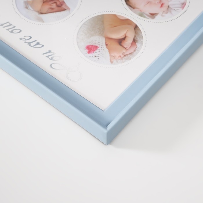Фоторамка пластик на 6 фото 6х6 см  Фоторамка пластик на 6 фото 6х6 см "Маленький ангел" голубая 2х38х20 см