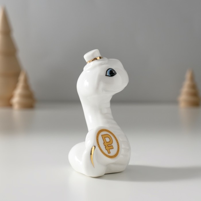 Сувенир керамика Сувенир керамика "Белая змейка в шляпе, с монетой" с золотом 4х6х8,5 см