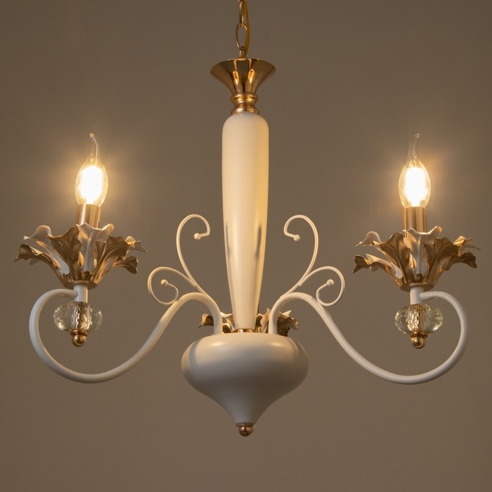 Люстра Люстра "Лиолет" 3хЕ14 40Вт бело-золотой 56х70х56 см BayerLux