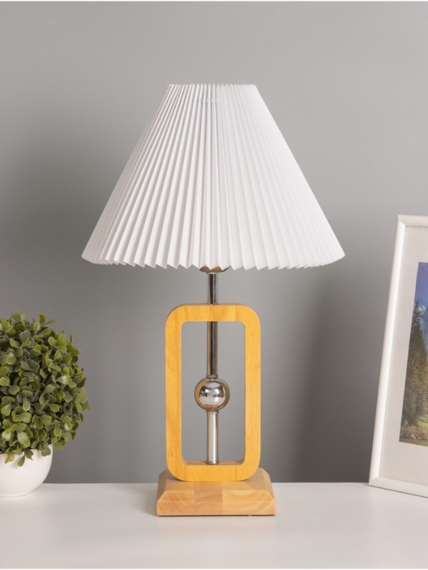 Лампа настольная BayerLux ЭКО Лампа настольная BayerLux ЭКО "Диана" 1х40Вт Е27 коричневый 30х30х46см