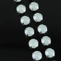 Стразы пришивные &laquo;Шатон&raquo;, круглые, в цапах, d=10 мм, 20 шт., белые