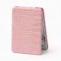 Зеркало складное &laquo;Крокодил&raquo; с увеличением, 6.3&times;8.7&times;1.2 см, розовое
