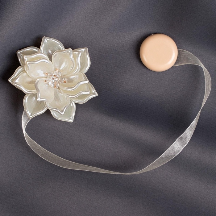 Подхват для штор, «Перламутровый цветок», d = 6,5 см, цвет молочный Подхват для штор, «Перламутровый цветок», d = 6,5 см, цвет молочный