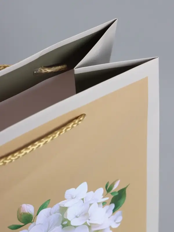 Пакет подарочный "С днём Рождения!! ламинированный 18 х 22,3 х 10 см