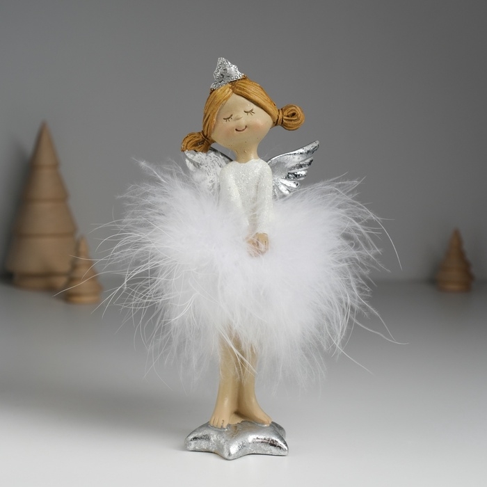 Сувенир полистоун Сувенир полистоун "Ангелочек в белом платье на звёздочке" стоит 6х4х16,5 см