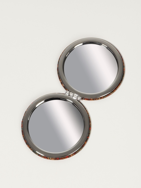 Зеркало складное «Орнамент», d = 7,2 см, с увеличением, цвет коричневый/оранжевый
