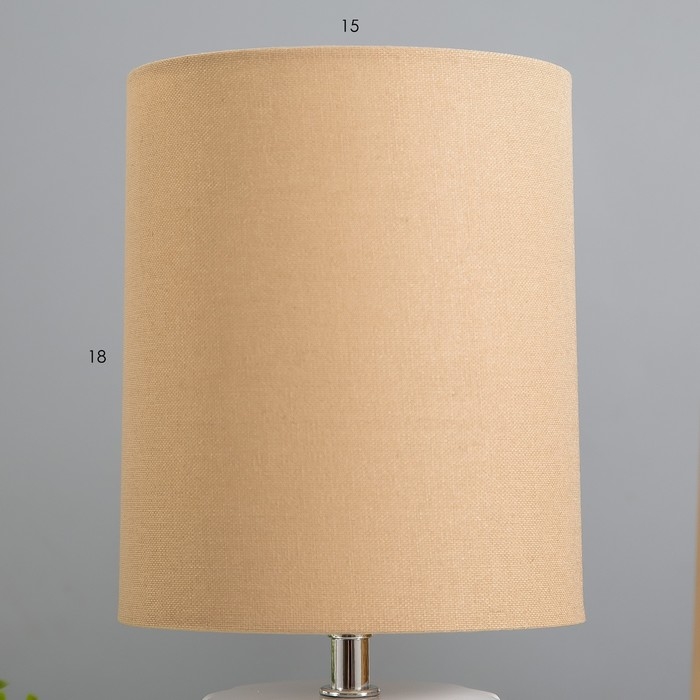 Настольная лампа Настольная лампа "Бернард" 1х40Вт Е14 пр-1,6м белый/кофе 15х15х33см