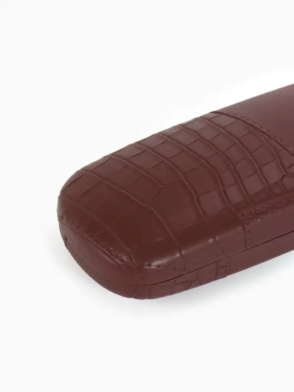 Футляр для очков Июнь2503, 16*5,8*3 см, хлопушка, коричневый Футляр для очков Июнь2503, 16*5,8*3 см, хлопушка, коричневый