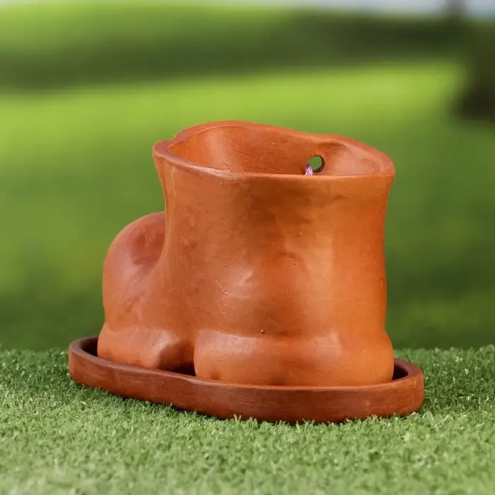 Фигурное кашпо  Фигурное кашпо "Башмак" коричневый 10*17см 204