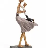 Фигурка декоративная &laquo;Мама кружит сына&raquo;, 16&times;8&times;28.5 см