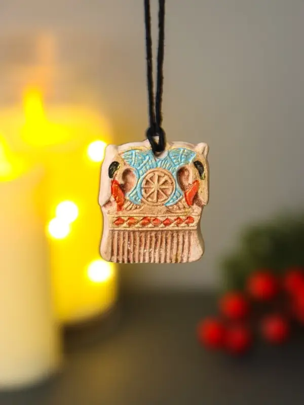 Оберег гребень  Оберег гребень "Огненные кони" 4х3,5х1 см, цветной