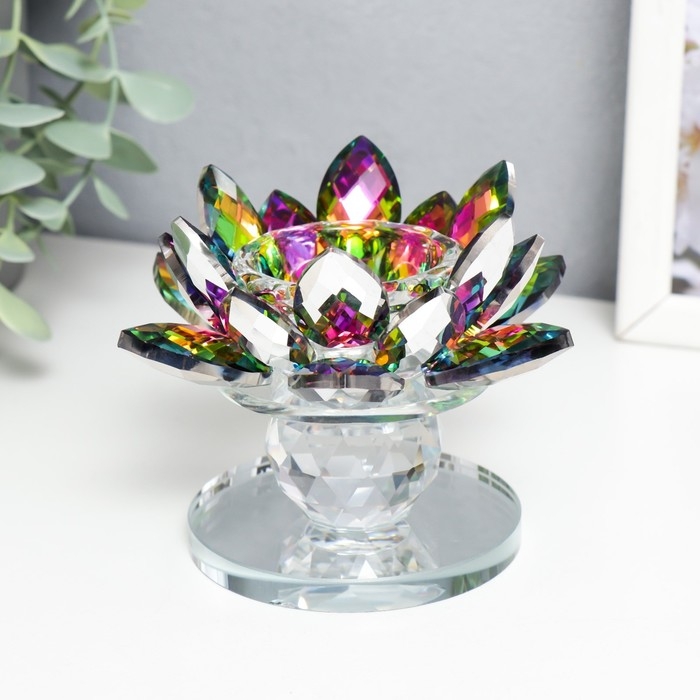 Подсвечник стекло на 1 свечу  Подсвечник стекло на 1 свечу "Лотос на пьедестале" голография 10,5х11,5х8,5 см