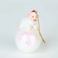Ёлочная игрушка &laquo;Барашек в шапке&raquo; на шаре, диам. шара 4.5 см