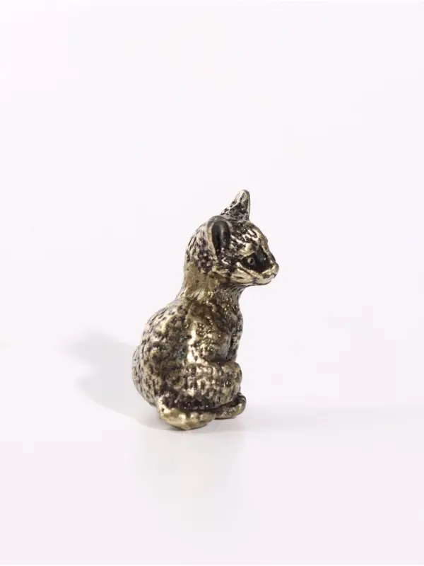 Фигурка декоративная &laquo;Маленький котёнок&raquo;, металл, 1.8&times;1.5&times;2.9 см