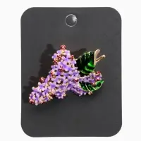 Брошь "Цветок Сирени", цвет фиолетово-зелёная в золоте Брошь "Цветок Сирени", цвет фиолетово-зелёная в золоте