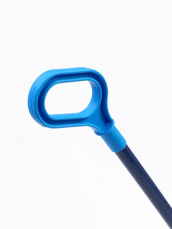 Каталка «Синий трактор» с ручкой, пластиковая Каталка «Синий трактор» с ручкой, пластиковая