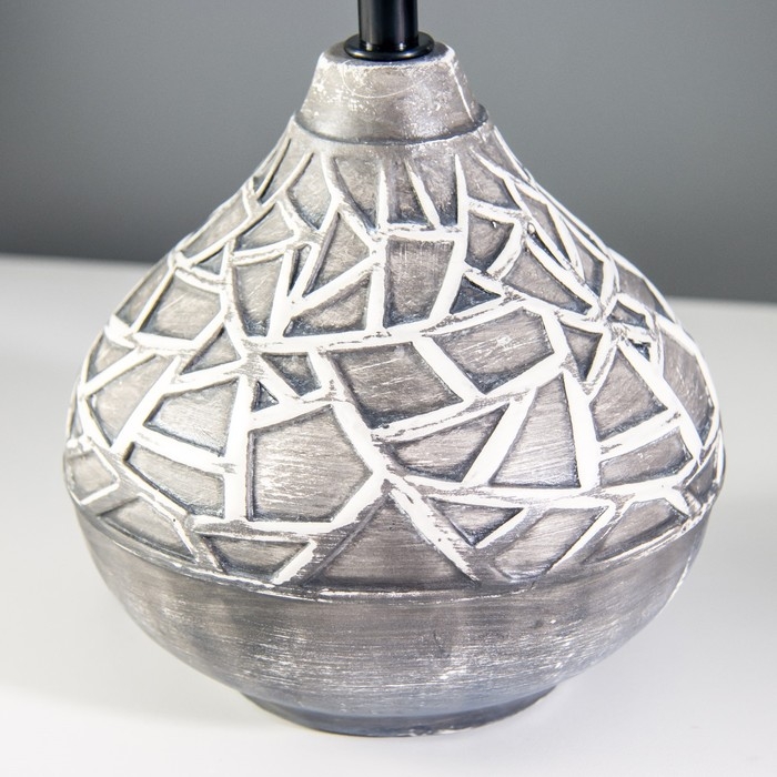 Настольная лампа Настольная лампа "Ева" Е14 40Вт черный 20х20х33см RISALUX